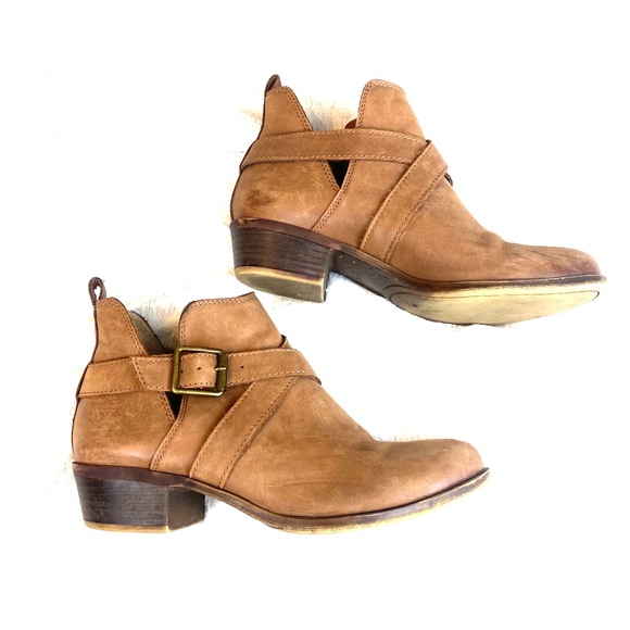 Lucky Brand Shoes - Lucky Band Booties